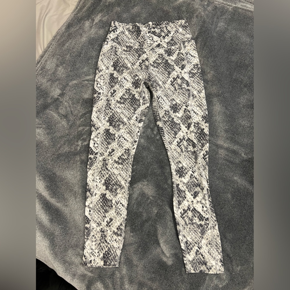 VS Pink Ultimate-Side Pockets Perfect Soft Workout Leggings